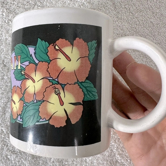 Vintage Hawaii  Flower Graphic Mug - Picture 7 of 11